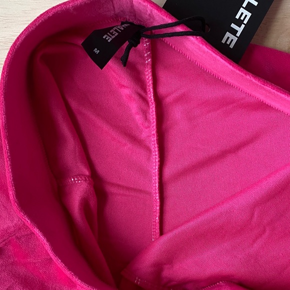 VELOUR SHORTS - Picture 7 of 10